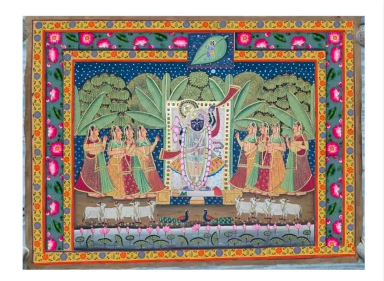 Shreenath Ji with Gopis